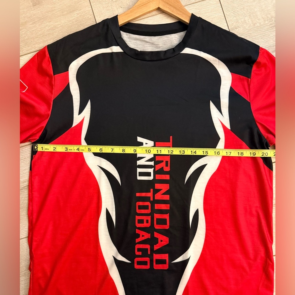 Trinidad and Tobago Men's Red and Black Tee - Picture 4 of 4